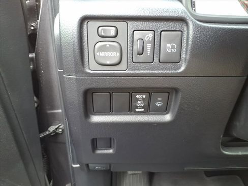 Used 2023 Toyota 4Runner SR5 Premium w/ Moonroof Package image 18