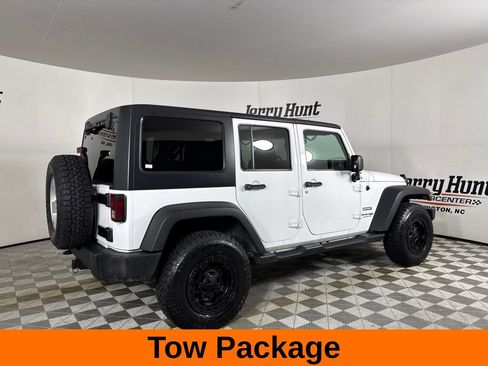 Used 2018 Jeep Wrangler Unlimited Sport S AWD/4WD image 6