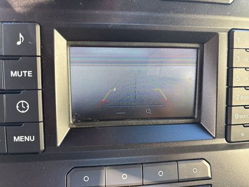 Used 2018 Ford F250 XL w/ Power Equipment Group image 19