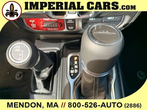 New 2025 Jeep Gladiator Rubicon image 31