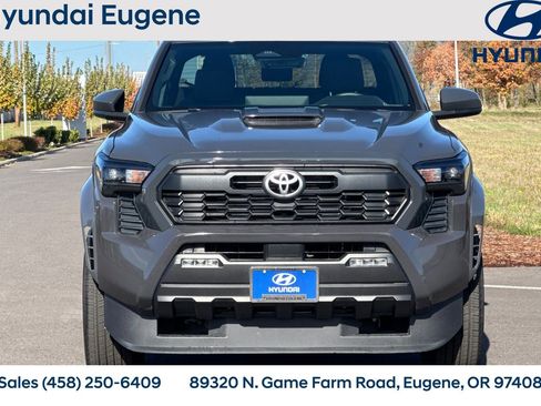 Used 2024 Toyota Tacoma TRD Sport image 10