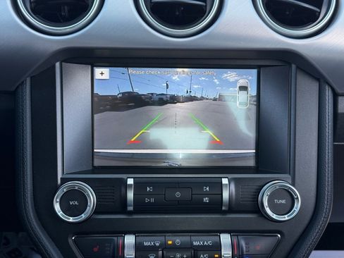 Used 2019 Ford Mustang Premium image 23