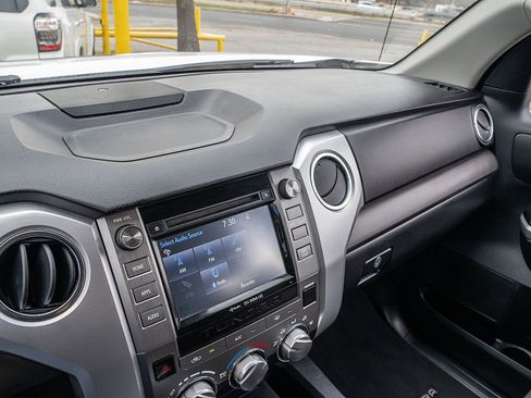 Used 2015 Toyota Tundra SR5 w/ SR5 Upgrade Package image 28