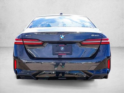 Used 2026 BMW 530i xDrive AWD/4WD image 6