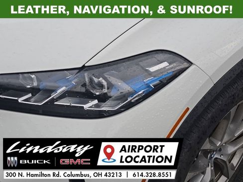 Used 2025 BMW X5 xDrive50e image 9