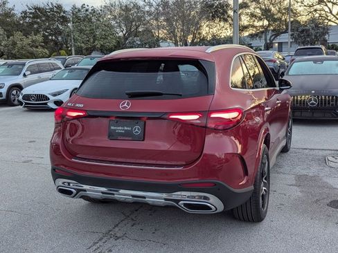 Used 2026 Mercedes-Benz GLC 300 image 2