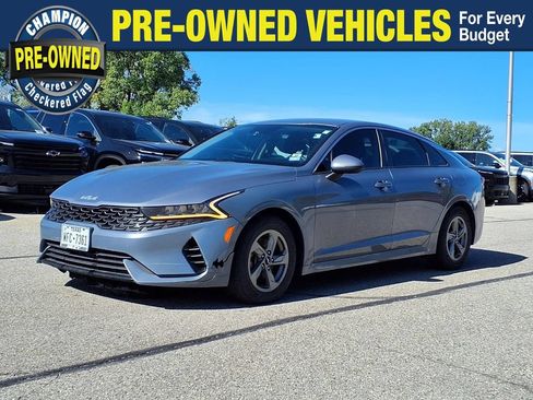 Used 2022 Kia K5 LXS FWD image 1