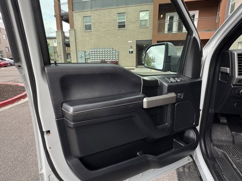 Used 2017 Ford F150 Raptor w/ Equipment Group 802A Luxury AWD/4WD image 17