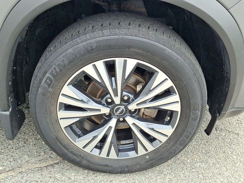 Certified 2023 Nissan Rogue SV AWD/4WD image 9
