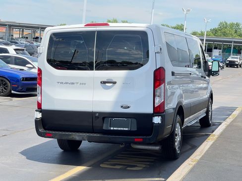 Used 2022 Ford Transit 350 XLT RWD image 3