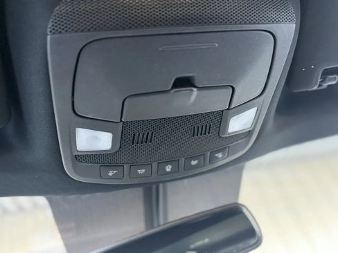 Used 2019 Ford Expedition Max XLT image 41