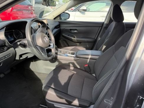 Used 2025 Nissan Sentra SV FWD image 6