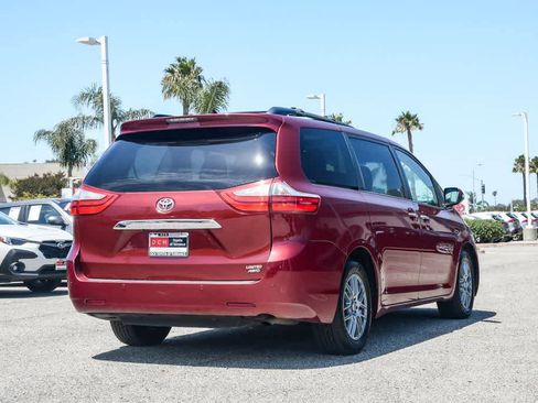 Used 2015 Toyota Sienna Limited Premium AWD/4WD image 7