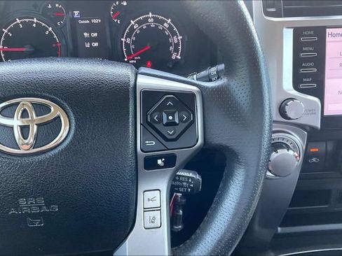 Used 2020 Toyota 4Runner SR5 AWD/4WD image 16