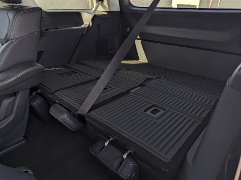 New 2026 Ford Expedition Platinum w/ Driver's Package AWD/4WD image 10