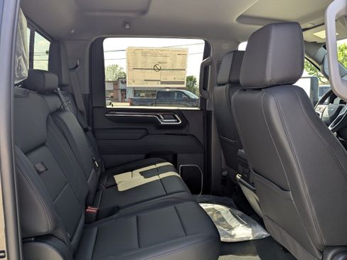 New 2026 Chevrolet Silverado 2500 LT w/ Trail Boss Package AWD/4WD image 17