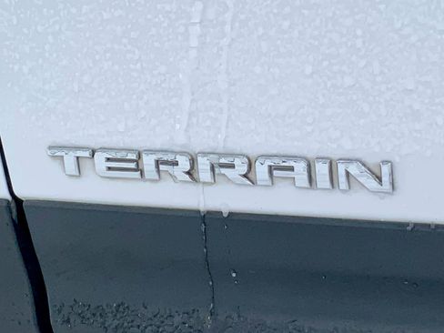 Used 2020 GMC Terrain SLE w/ Driver Convenience Package image 17