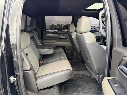Used 2024 Chevrolet Silverado 1500 ZR2 AWD/4WD image 17