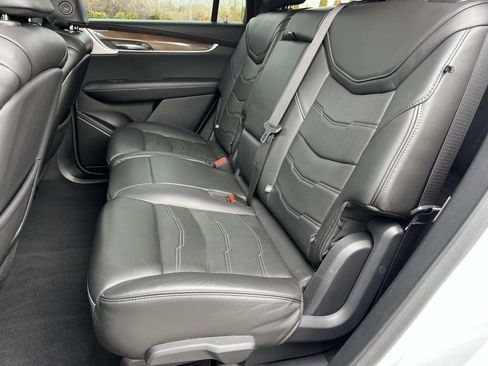 Certified 2023 Cadillac XT6 Premium Luxury w/ Platinum Package image 20