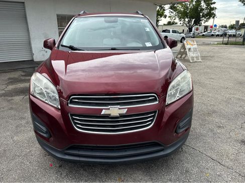 Used 2016 Chevrolet Trax LT FWD image 2
