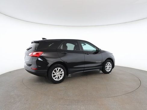 Used 2020 Chevrolet Equinox LS w/ LS Convenience Package image 19