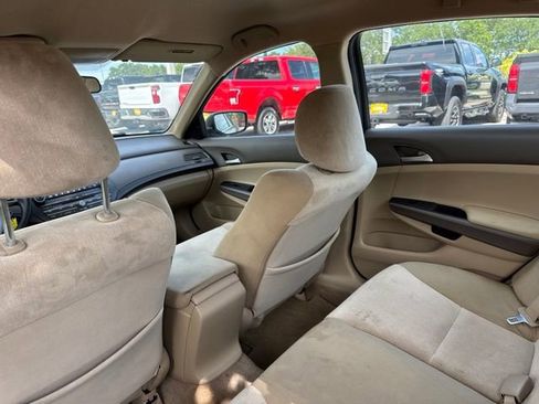 Used 2010 Honda Accord LX image 19