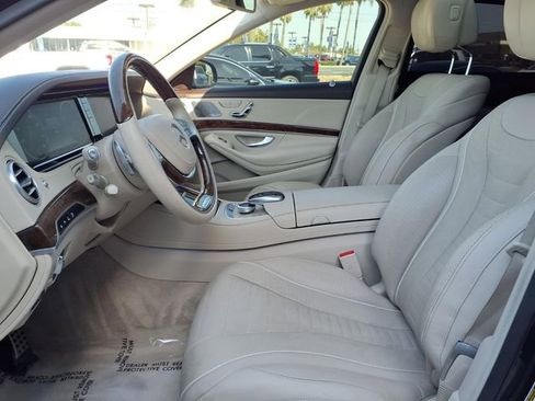 Used 2015 Mercedes-Benz S 550 Sedan w/ Sport Package image 21
