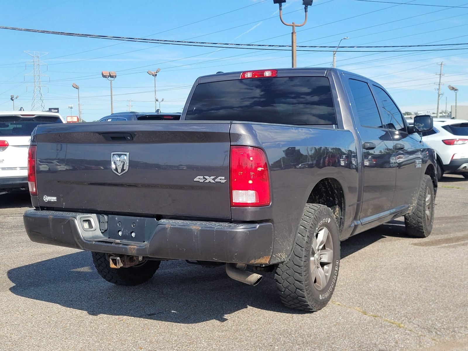 Used 2017 RAM 1500 Express AWD/4WD image 14