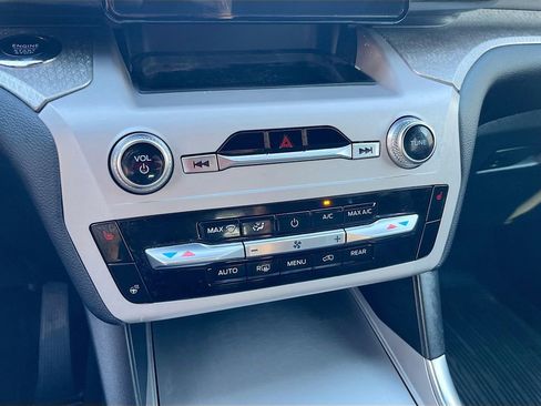 Used 2024 Ford Explorer Timberline w/ Timberline Technology Package image 16