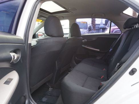 Used 2011 Toyota Corolla S image 17