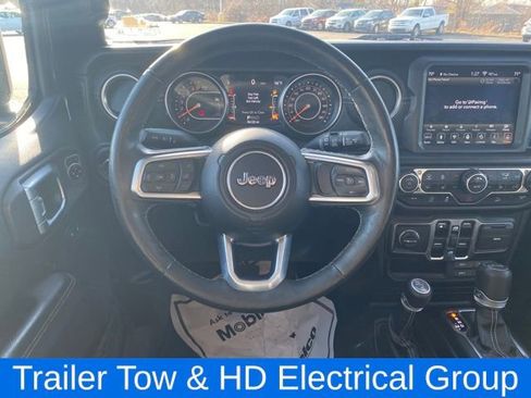 Used 2019 Jeep Wrangler Unlimited Sahara image 8