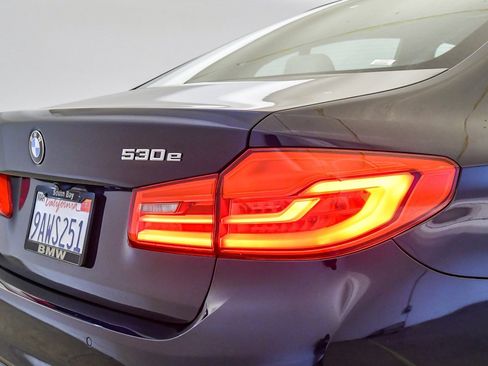 Used 2019 BMW 530e image 12