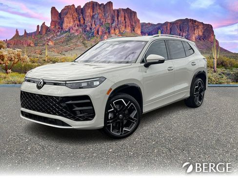 New 2026 Volkswagen Tiguan SEL R-Line AWD/4WD image 2