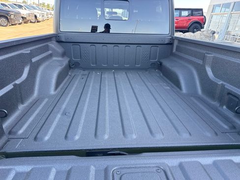 Used 2022 Jeep Gladiator Sport AWD/4WD image 10