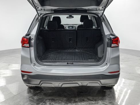 Used 2024 Chevrolet Equinox LS w/ LS Convenience Package AWD/4WD image 6