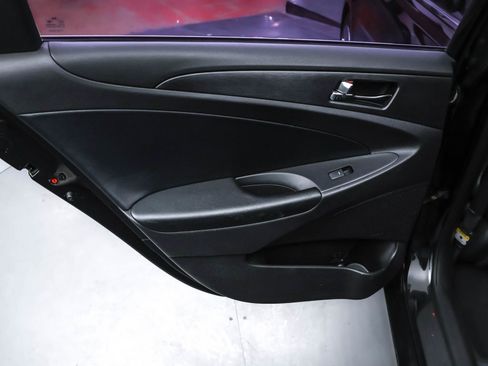 Used 2012 Hyundai Sonata SE image 32