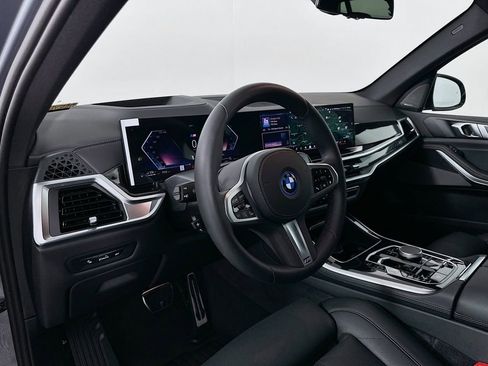 Certified 2026 BMW X5 xDrive50e image 9
