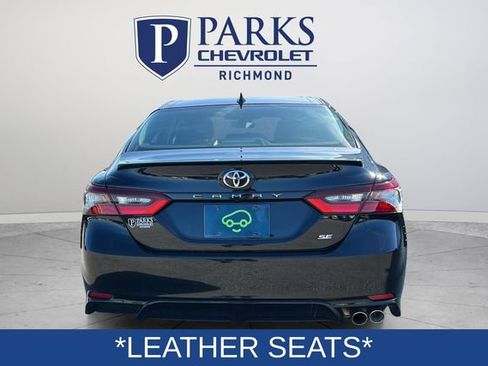 Used 2023 Toyota Camry SE image 6