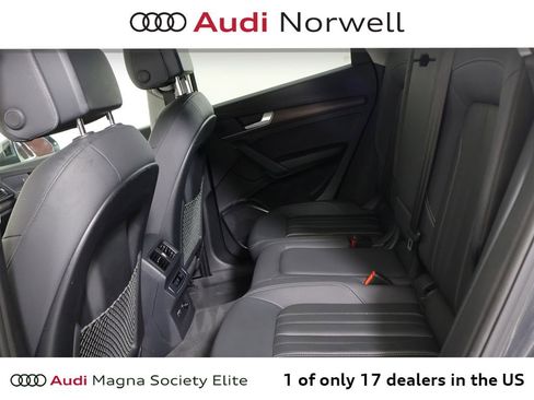 Used 2023 Audi Q5 2.0T Premium w/ Convenience Package AWD/4WD image 22
