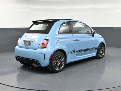 Used 2017 FIAT 500 Abarth w/ Popular Equipment Package FWD image 8