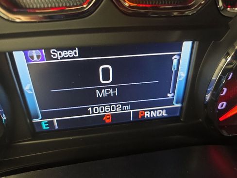 Used 2018 Chevrolet Silverado 1500 LT w/ Midnight Edition AWD/4WD image 15