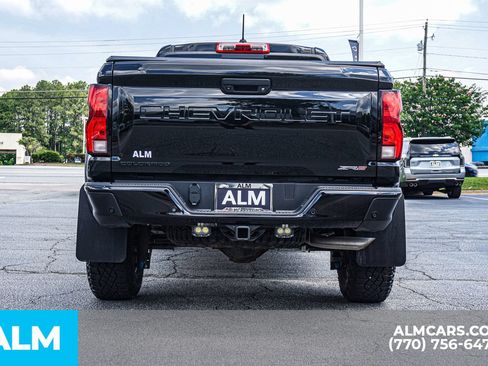 Used 2023 Chevrolet Colorado ZR2 w/ ZR2 Convenience Package III AWD/4WD image 11