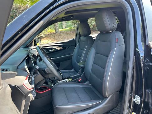 Used 2021 Chevrolet TrailBlazer RS w/ Sun and Liftgate Package FWD image 36