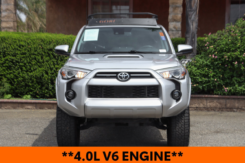 Used 2020 Toyota 4Runner TRD Off-Road AWD/4WD image 3