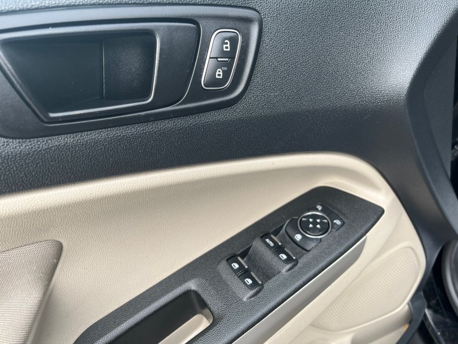 Used 2020 Ford EcoSport S FWD image 11