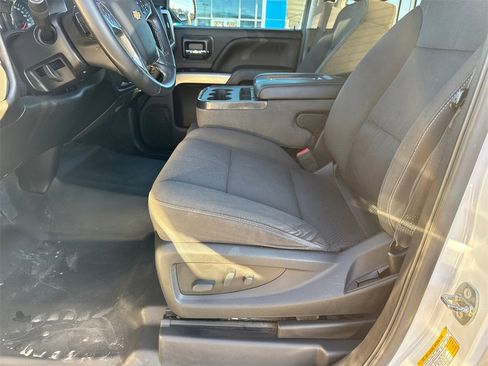 Used 2018 Chevrolet Silverado 1500 LT image 10