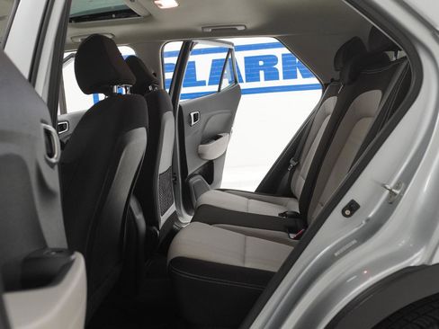 Used 2020 Hyundai Venue SEL w/ Convenience Package FWD image 31