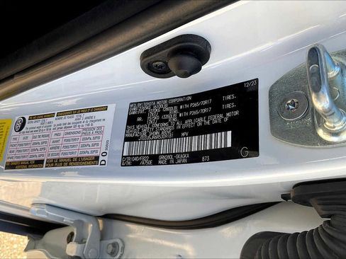 Used 2024 Toyota 4Runner SR5 image 34