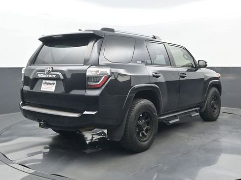 Used 2020 Toyota 4Runner SR5 Premium w/ Moonroof Package image 6