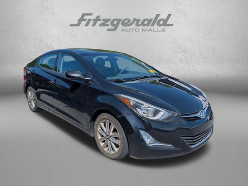 Used 2016 Hyundai Elantra SE w/ Option Group 02 FWD image 1